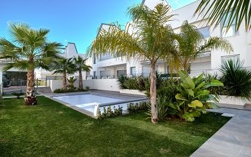 Ground floor apartment close to the sea - Mar Azul Properties