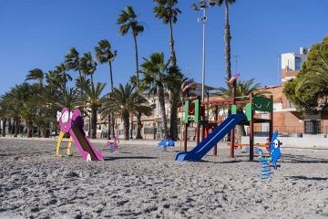 Fully Refurbished Ground Floor Apartment 180 m from the Beach - Mar Azul Properties