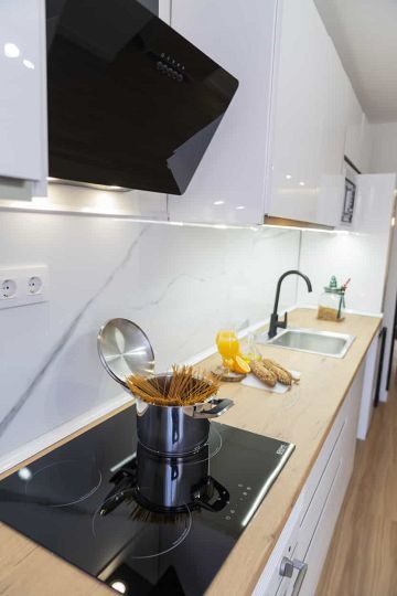 Fully Refurbished Ground Floor Apartment 180 m from the Beach - Mar Azul Properties